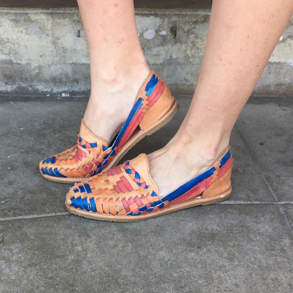 Huarache style leather flats - Picture 4 of 7